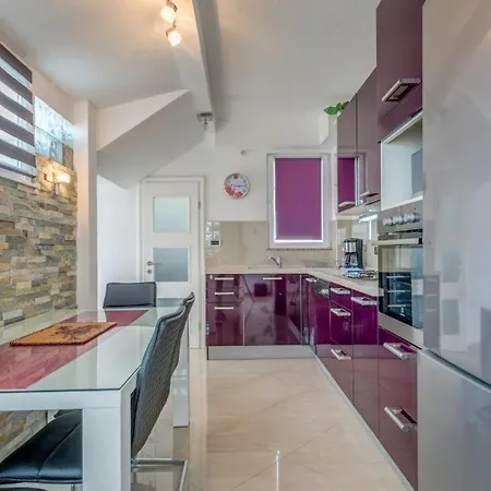 Apartment In Arbanija With Sea View, Terrace, Air Conditioning, Wifi 5138-2