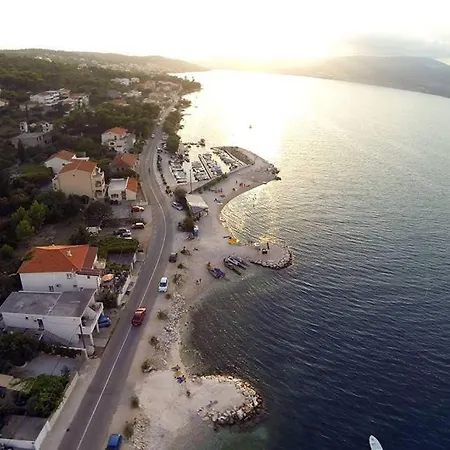 In Arbanija With Sea View, Terrace, Air Conditioning, Wifi 5138-2 * Trogir